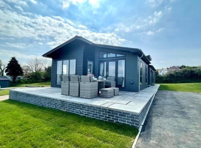 *Luxury Holiday Home With Hot Tub Close To Beach* Penally Exterior foto